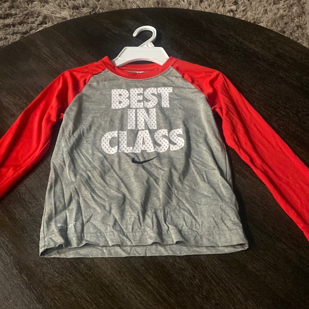Best in class Nike long sleeve shirt super hot deal🥵